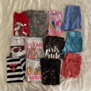 Girls L - 10/12 bundle - Children’s Place, Trolls, Peanuts, Old Navy - lot of 12